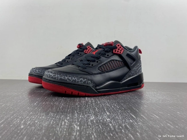Spizike FQ1579-006 Low Bred Jordan 0802